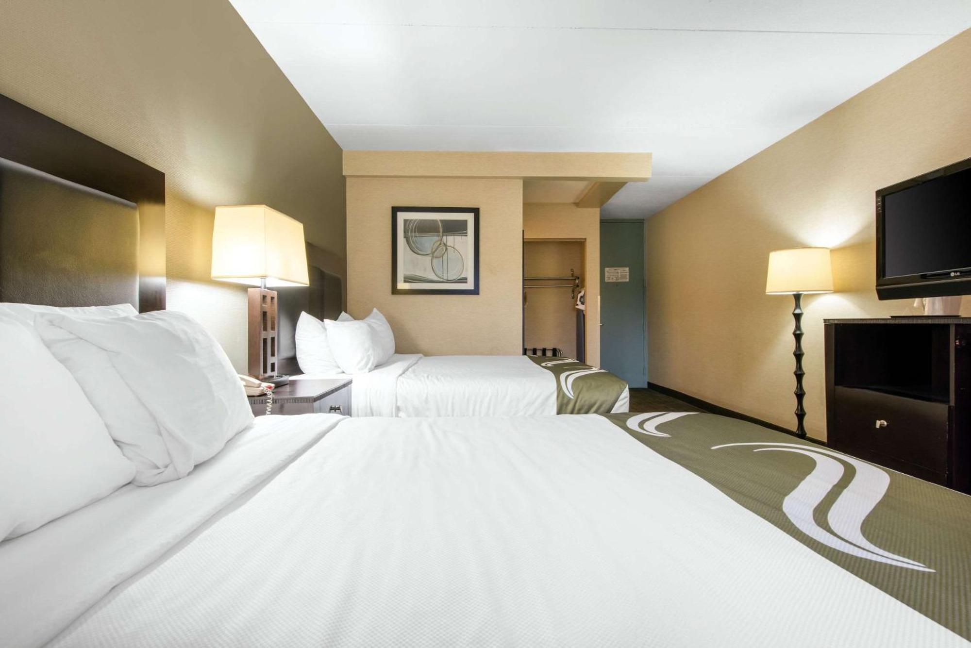 Quality Inn & Suites Charleston - Civic Center Luaran gambar