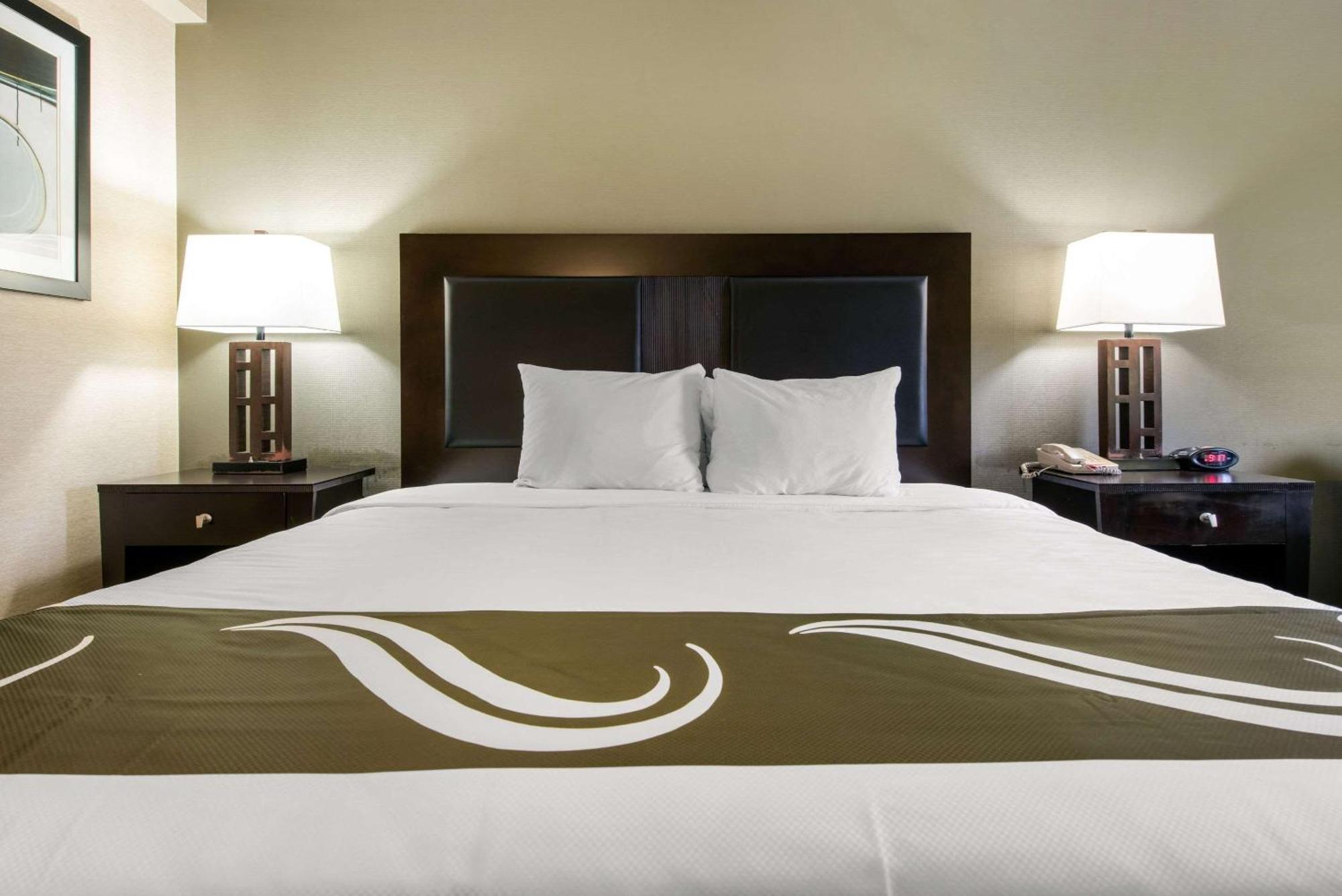 Quality Inn & Suites Charleston - Civic Center Luaran gambar