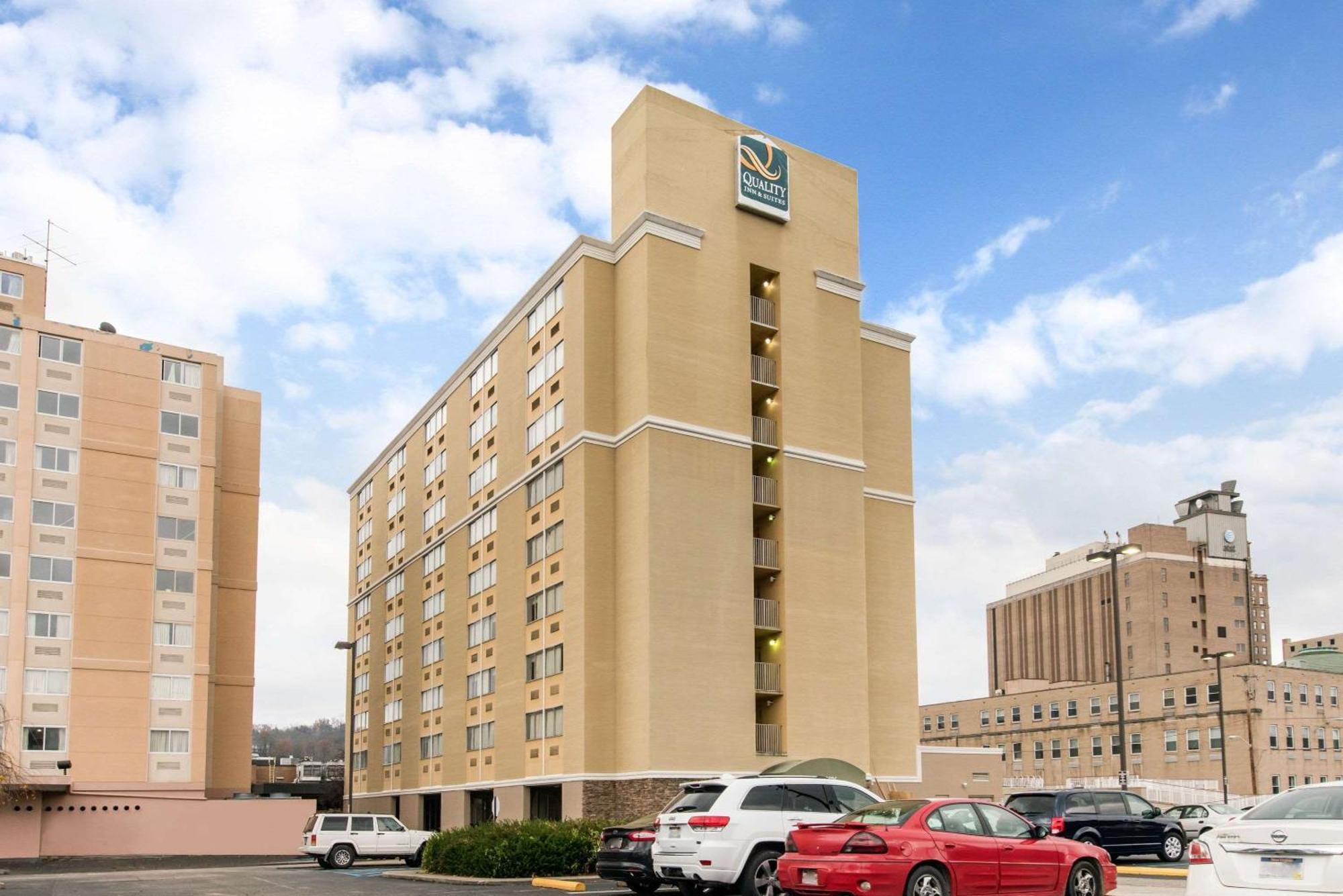 Quality Inn & Suites Charleston - Civic Center Luaran gambar