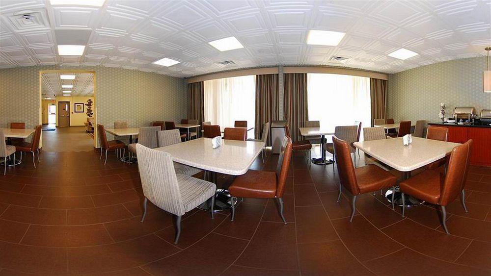Quality Inn & Suites Charleston - Civic Center Luaran gambar