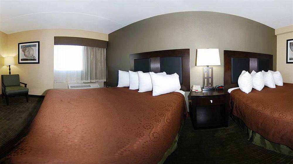 Quality Inn & Suites Charleston - Civic Center Luaran gambar